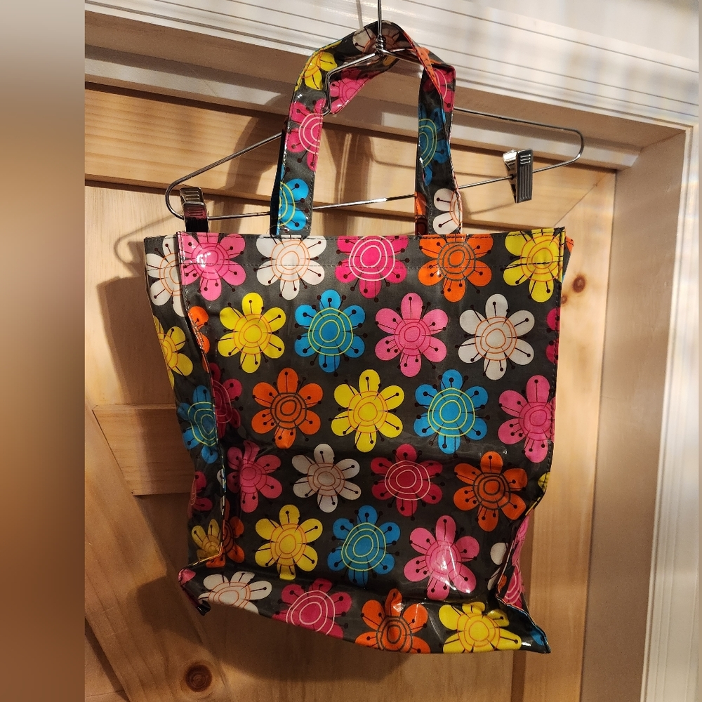 Women's Paperchase tote bag with zipper